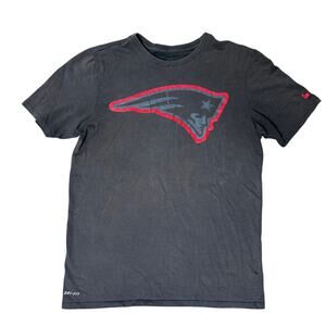 NEW ENGLAND PATRIOTS NIKE TEE EQUIPMENT TRAINING TEE TSHIRT SHIRT M MEDIUM GRAY
